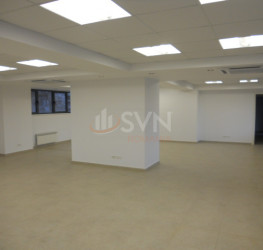 Spatiu comercial with outdoor parking included Bucuresti/Titulescu