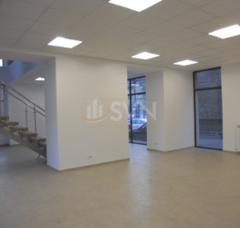 Spatiu comercial with outdoor parking included Bucuresti/Titulescu
