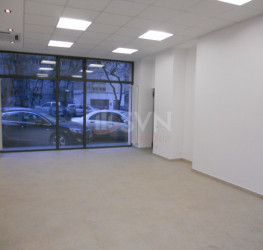 Spatiu comercial with outdoor parking included Bucuresti/Titulescu