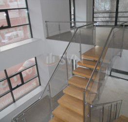 Spatiu comercial with outdoor parking included Bucuresti/Titulescu