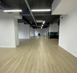 Spatiu comercial with outdoor parking included Bucuresti/Cotroceni