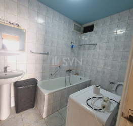 Spatiu comercial with outdoor parking included Bucuresti/Crangasi