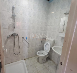 Spatiu comercial with outdoor parking included Bucuresti/Crangasi