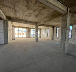 Spatiu comercial with outdoor parking included Ilfov/Tunari