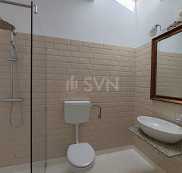Spatiu comercial with outdoor parking included Bucuresti/Dacia