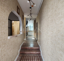 Spatiu comercial with outdoor parking included Bucuresti/Dacia