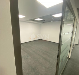 Spatiu comercial with outdoor parking included Bucuresti/Piata Victoriei