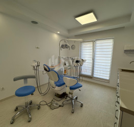 Spatiu comercial with outdoor parking included Ilfov/Stefanesti