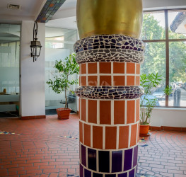 Spatiu comercial with outdoor parking included Bucuresti/Aviatiei