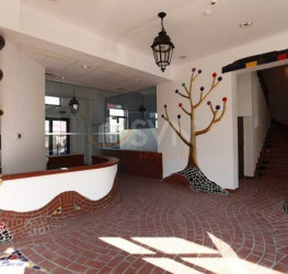 Spatiu comercial with outdoor parking included Bucuresti/Aviatiei