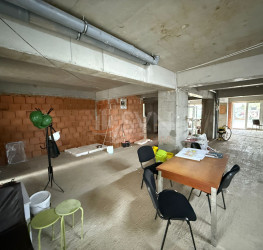 Spatiu comercial with outdoor parking included Bucuresti/Drumul Taberei
