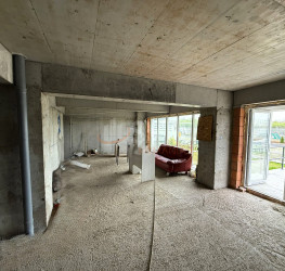 Spatiu comercial with outdoor parking included Bucuresti/Drumul Taberei