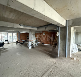Spatiu comercial with outdoor parking included Bucuresti/Drumul Taberei
