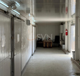 Spatiu comercial with outdoor parking included Bucuresti/Pantelimon