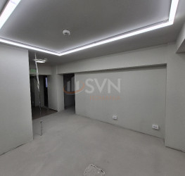 Spatiu comercial with outdoor parking included Bucuresti/Calea Victoriei