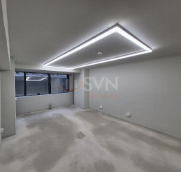 Spatiu comercial with outdoor parking included Bucuresti/Calea Victoriei