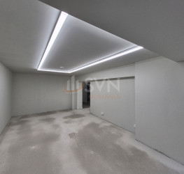 Spatiu comercial with outdoor parking included Bucuresti/Calea Victoriei