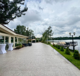 Spatiu comercial with outdoor parking included Bucuresti/Floreasca