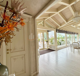 Spatiu comercial with outdoor parking included Bucuresti/Floreasca