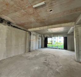 Spatiu comercial with outdoor parking included Bucuresti/Pipera