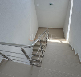 Spatiu comercial with outdoor parking included Ilfov/Popesti-leordeni