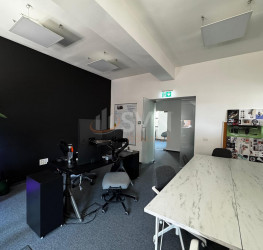 Spatiu comercial with outdoor parking included Bucuresti/Dudesti