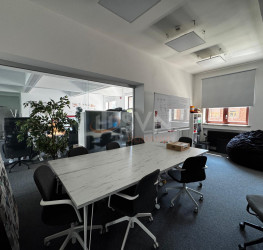 Spatiu comercial with outdoor parking included Bucuresti/Dudesti