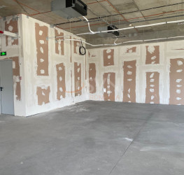 Spatiu comercial with outdoor parking included Bucuresti/Cotroceni