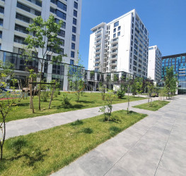 Spatiu comercial with outdoor parking included Bucuresti/Cotroceni