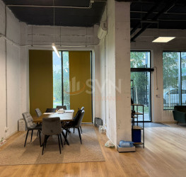 Spatiu comercial with outdoor parking included Bucuresti/13 Septembrie