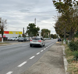 Spatiu comercial with outdoor parking included Dambovita/Est