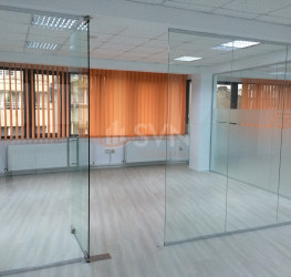 Spatiu comercial with outdoor parking included Bucuresti/Cotroceni