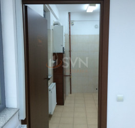 Spatiu comercial with outdoor parking included Bucuresti/Cotroceni