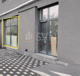 Spatiu comercial with outdoor parking included Bucuresti/Mihai Bravu