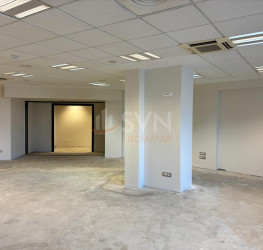Spatiu comercial with outdoor parking included Bucuresti/Grozavesti