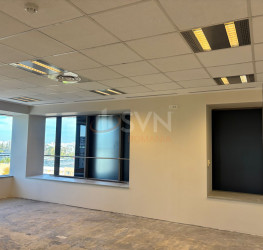 Spatiu comercial with outdoor parking included Bucuresti/Grozavesti