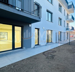 Spatiu comercial with outdoor parking included Ilfov/Balotesti