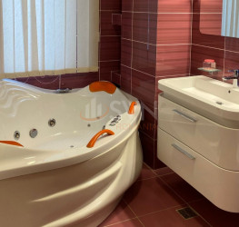 Spatiu comercial with outdoor parking included Bucuresti/Dorobanti