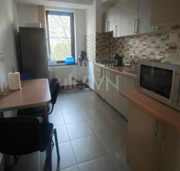 Spatiu comercial with outdoor parking included Bucuresti/Dorobanti