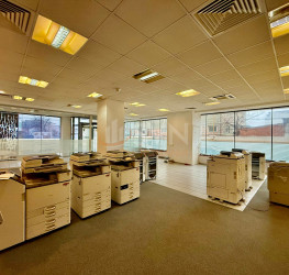 Spatiu comercial with outdoor parking included Bucuresti/Chitila