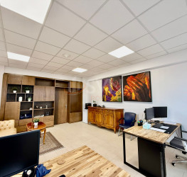 Spatiu comercial with outdoor parking included Bucuresti/Chitila