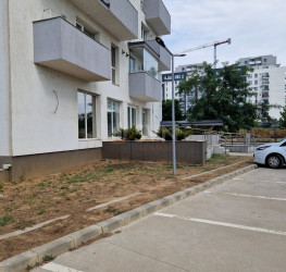 Spatiu comercial with outdoor parking included Bucuresti/Theodor Pallady