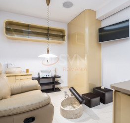 Spatiu comercial with outdoor parking included Bucuresti/Lacul Tei