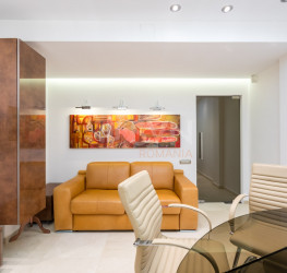 Spatiu comercial with outdoor parking included Bucuresti/Lacul Tei