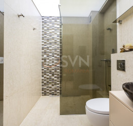 Spatiu comercial with outdoor parking included Bucuresti/Lacul Tei