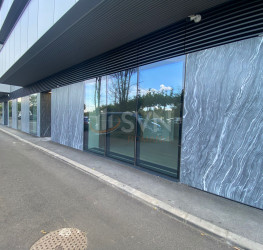 Spatiu comercial with outdoor parking included Bucuresti/Cotroceni