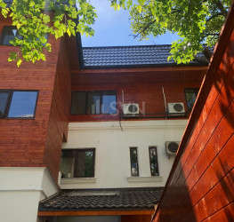 Spatiu comercial with outdoor parking included Bucuresti/Dorobanti