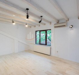 Spatiu comercial with outdoor parking included Bucuresti/Dorobanti