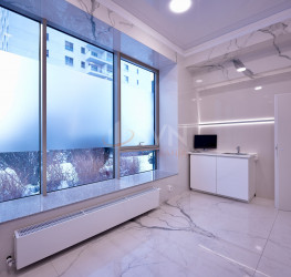 Spatiu comercial with outdoor parking included Bucuresti/Domenii