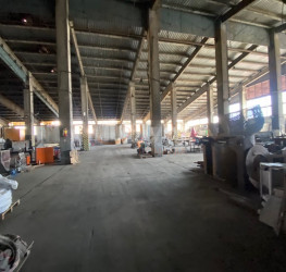 Spatiu comercial with outdoor parking included Ilfov/Popesti-leordeni
